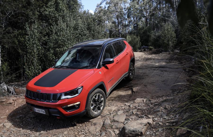  Jeep Compass Trailhawk (MP) 2017 года  (AU) (фото 32 из 46)